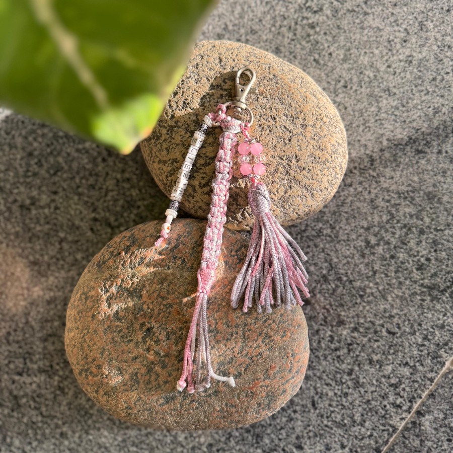 Daydream - Personalized Macrame Keychain