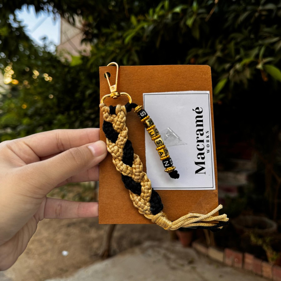 Golden Wave - Personalized Macrame Keychain