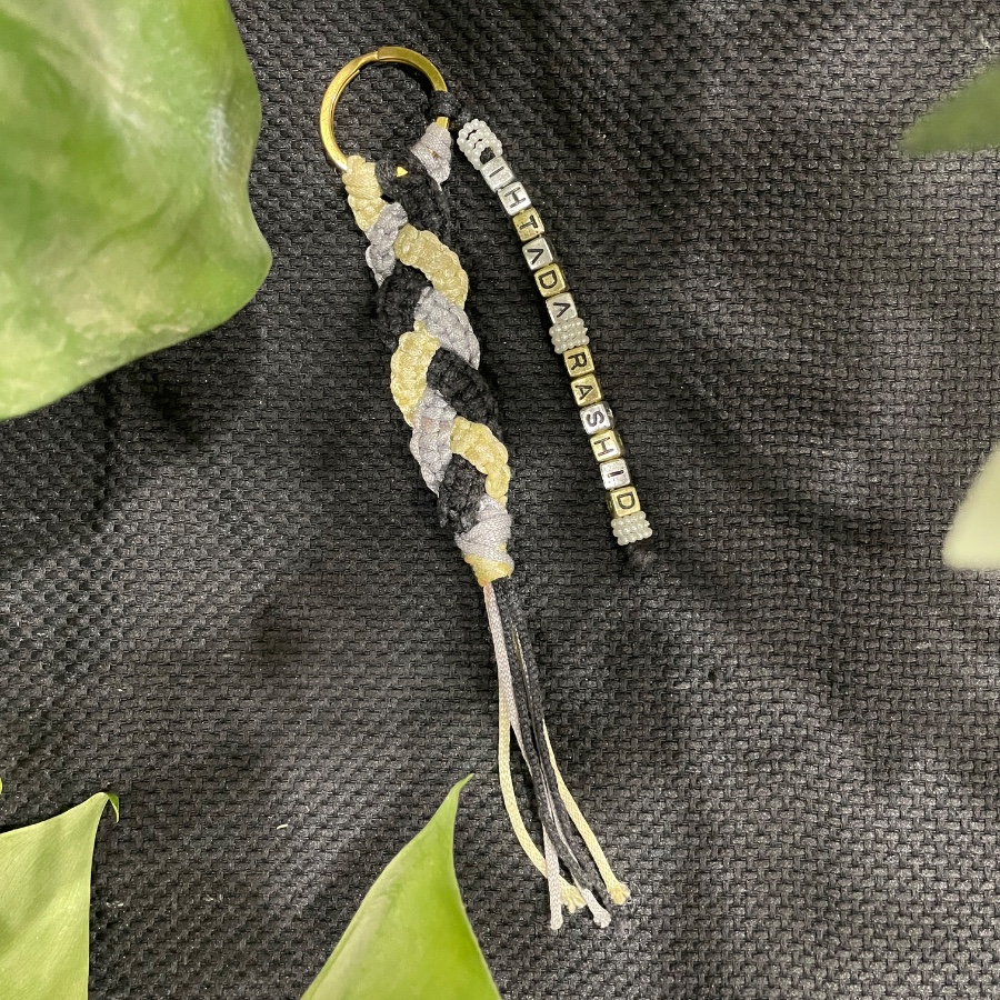 Knot & Love - Personalized Macrame Keychain