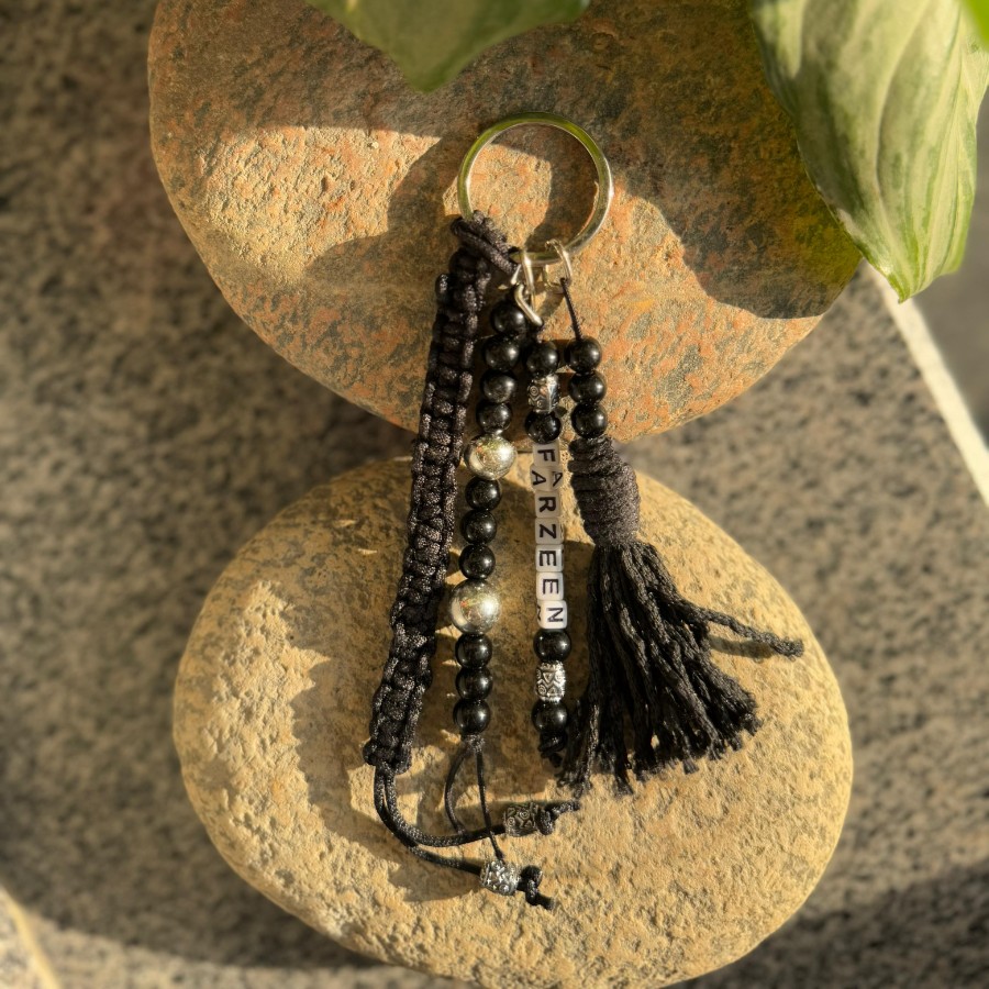 Obsidian Charm - Macramé Keychain - Glimma