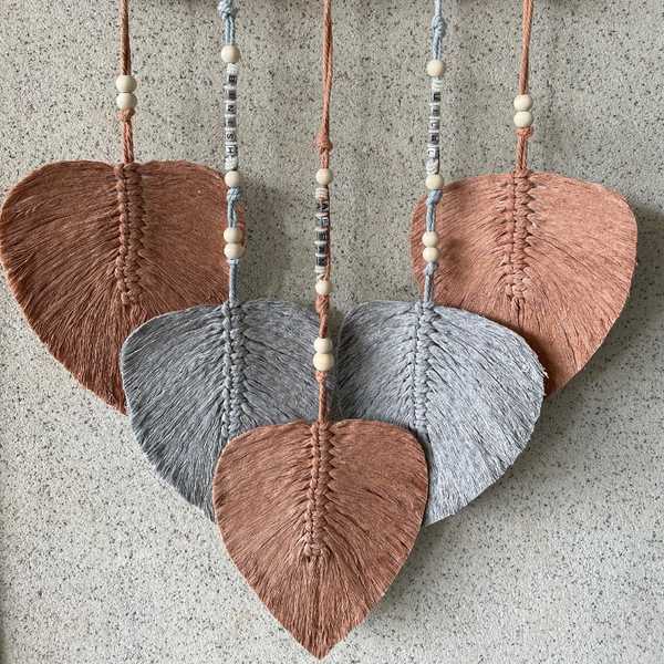 Customized Macramé Leaf Wall Hanging – Personalized Boho Keepsake