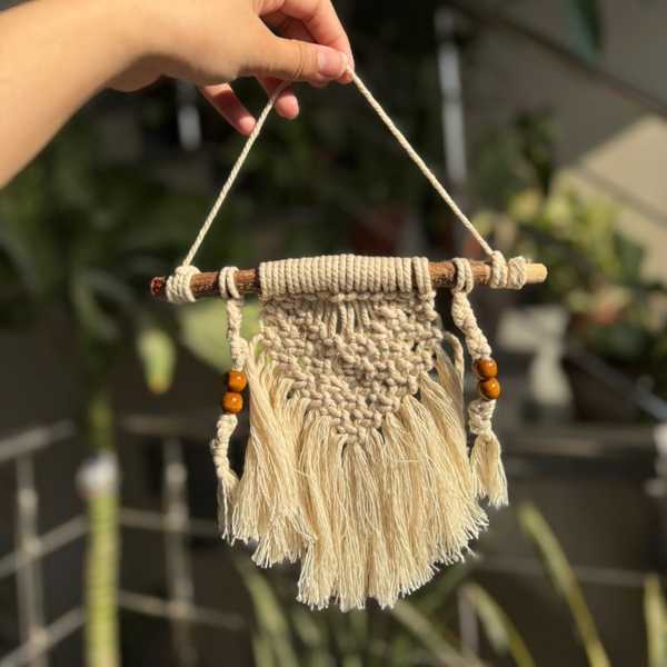 Lush & Sunny - Macramé Wall Hanging – Boho Décor