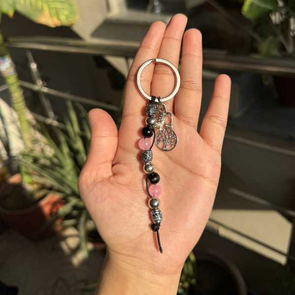 Celeste Noir - Macrame Key Ring 